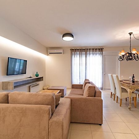 Aeolus Luxury Apartment - II นาฟปลิโอ ภายนอก รูปภาพ