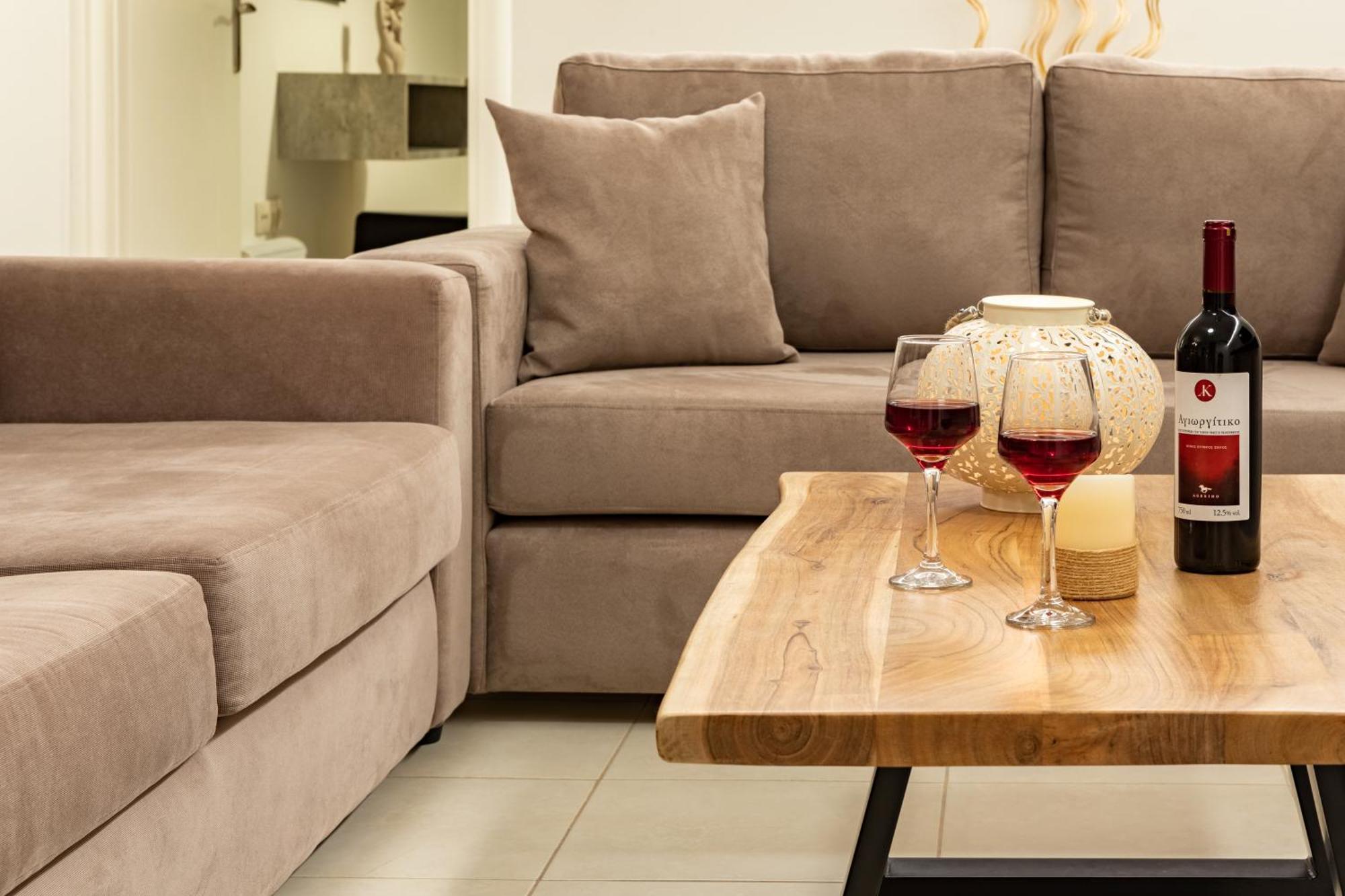 Aeolus Luxury Apartment - II นาฟปลิโอ ภายนอก รูปภาพ
